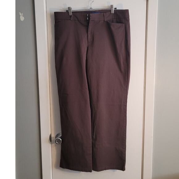 Dockers Women’s Metro Pant 14 Short Brown Straight Stretch Office Career Work - Picture 1 of 8